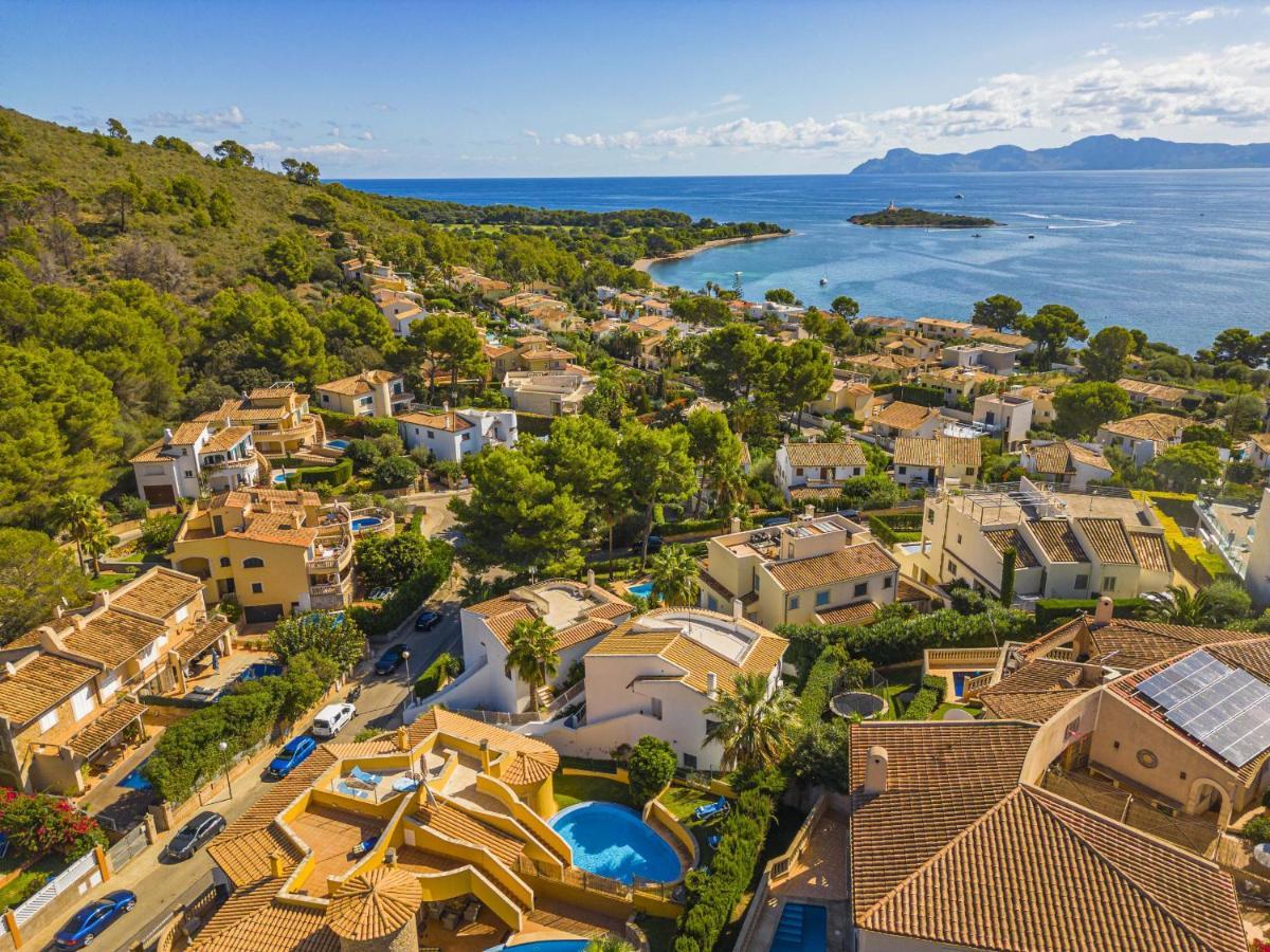 Arata Villa Alcanada