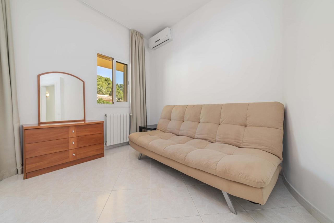 Arata Villa Alcanada